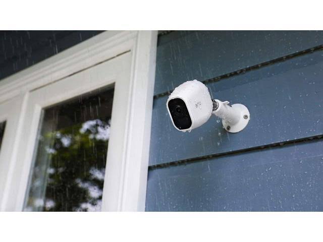 White 1080p Wireless Security Camera J2446