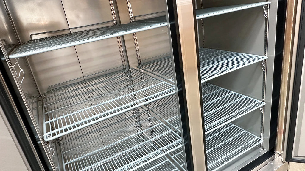 NSF 43 Cu.ft Reach-In Double Door Commercial Refrigerator with SS Interior C454757