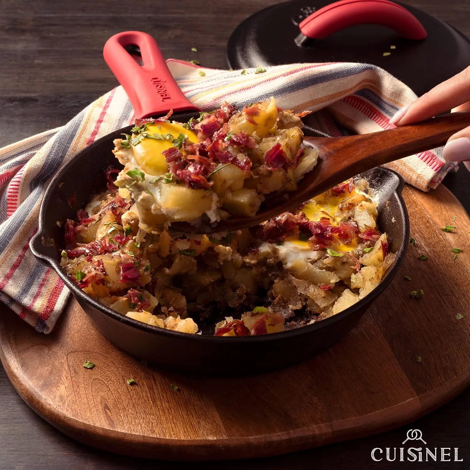 Pre-Seasoned Cast Iron Skillet Set with Lids U247