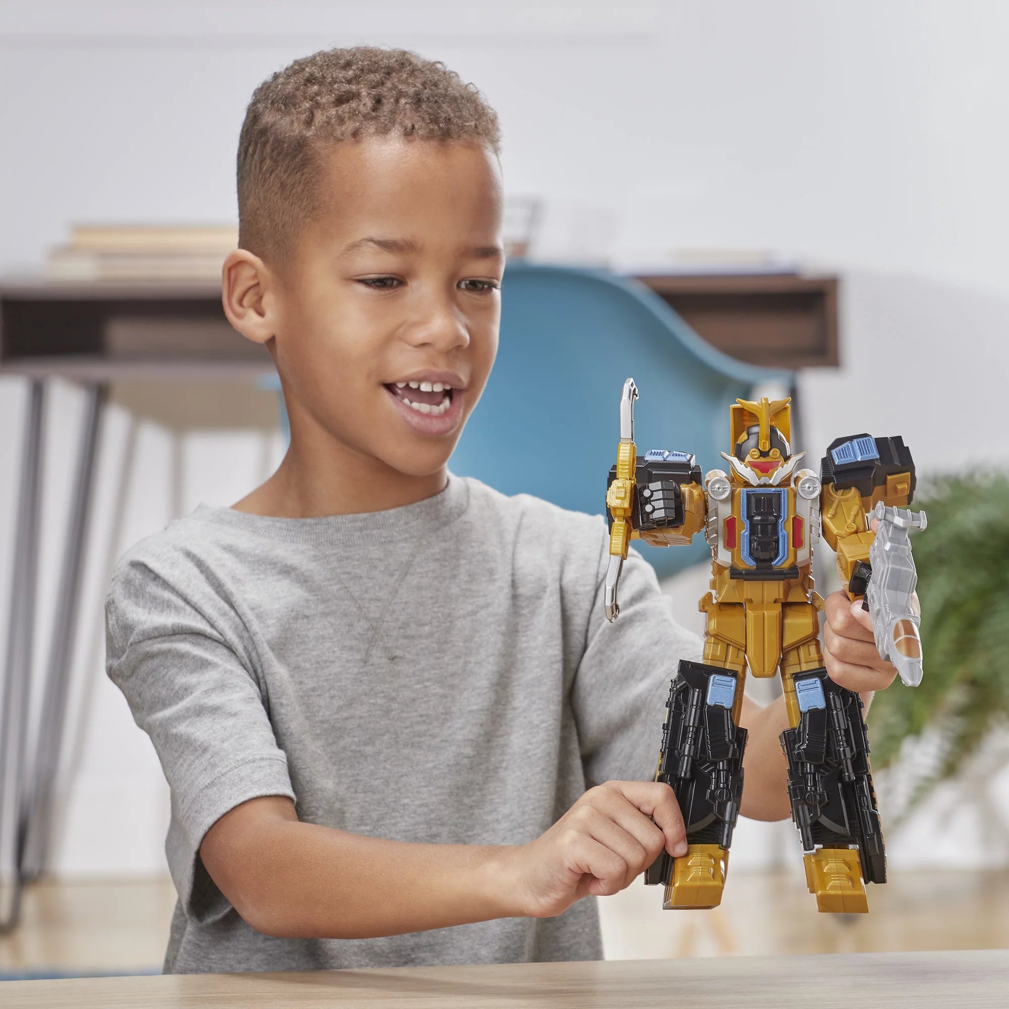 12" Power Rangers Wrecker Zord Kids Toy Action Figure M94918