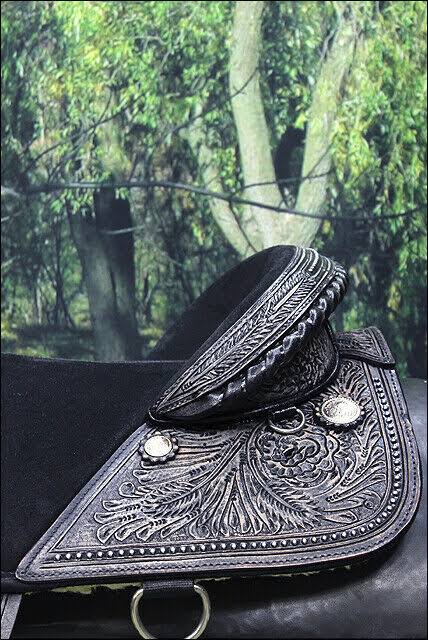 16 in Western Horse Saddle Treeless Trail Barrel Leather B1123