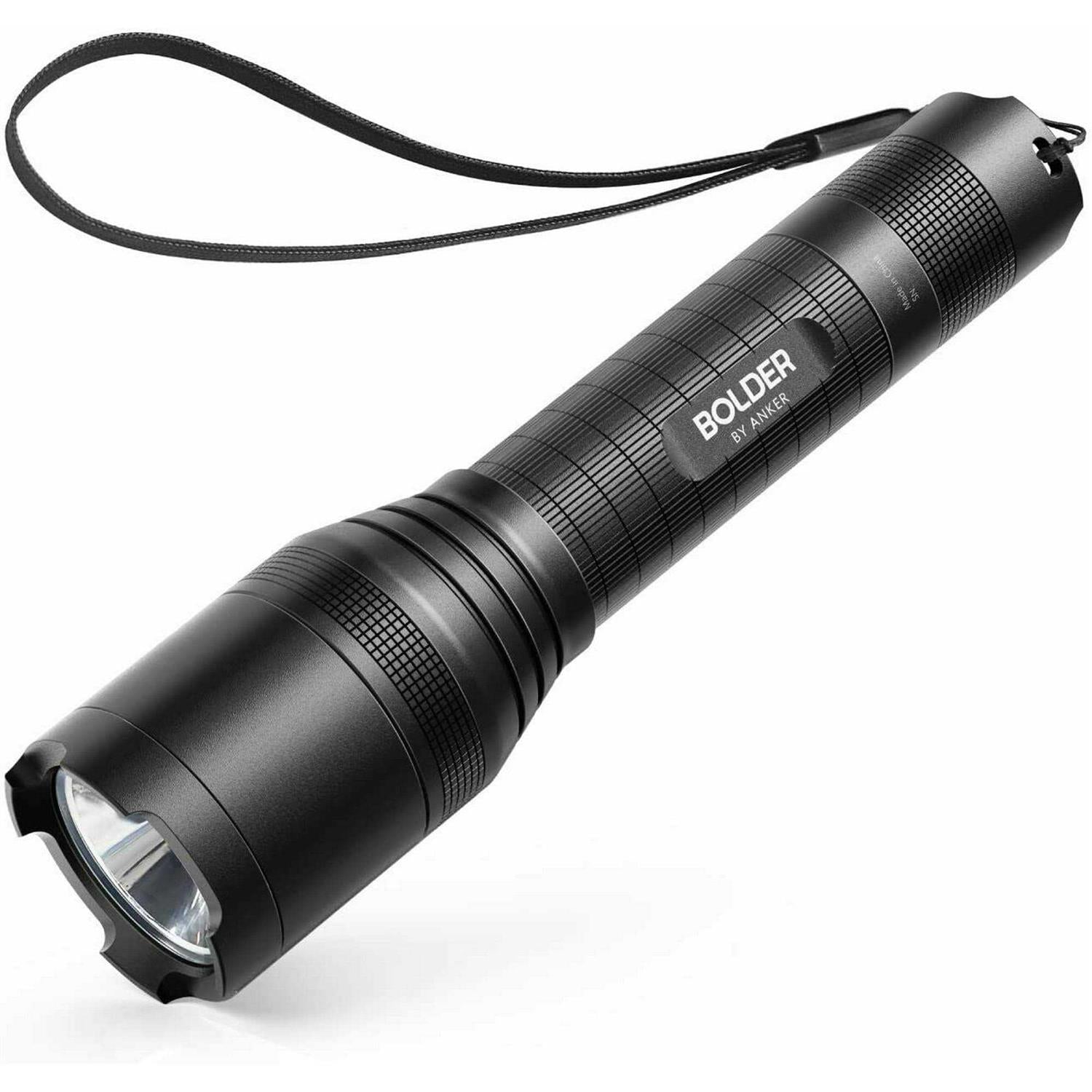 Rechargeable LED Flashlight with 900 Lumens S939575